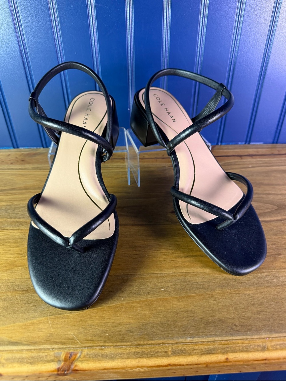 Cole Haan Calli Thong Black Leather Block Heel Sandals 9.5 B
